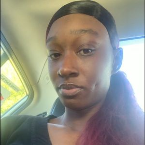 Meet your Posher, Deshay